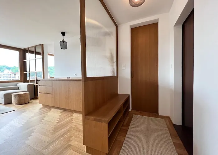 Apartma Tjs Temple With Castle View *